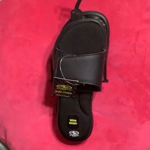 Athletics works woman’s beachwear